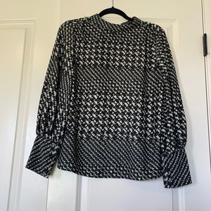 WHO WHAT WEAR green houndstooth blouse